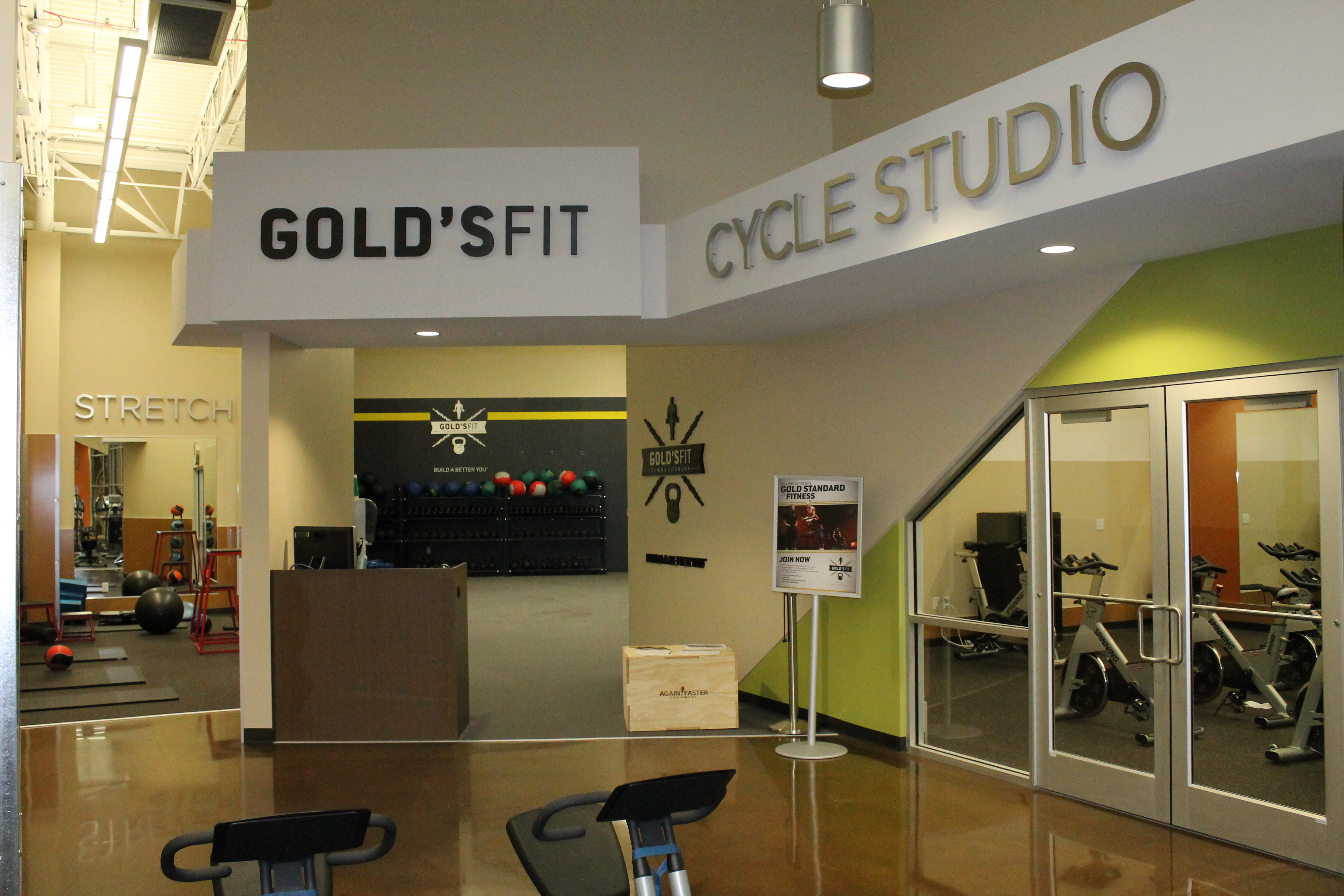 Gold's Gym Manchester Meadows 2